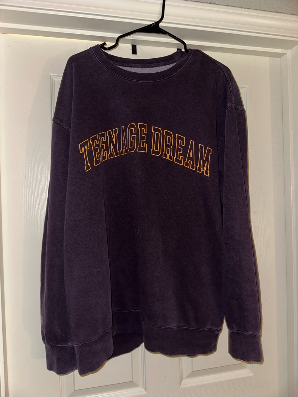 “Teenage Dream” Olivia Rodrigo Crewneck
